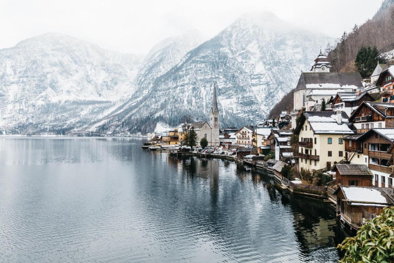 Haus Am Hof - 15Th Century House At The Lake, Near The Marketplace, With A Balcony ハルシュタット エクステリア 写真