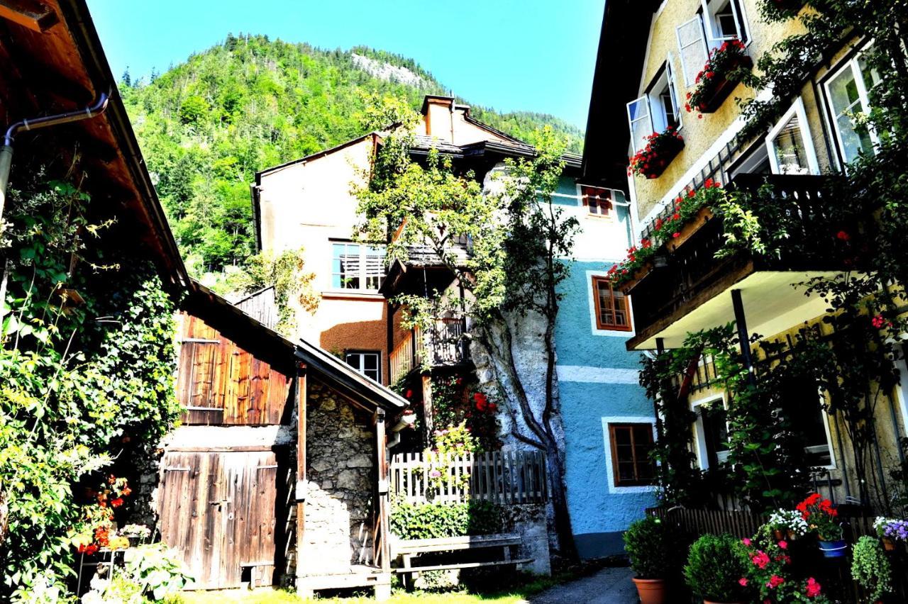 Haus Am Hof - 15Th Century House At The Lake, Near The Marketplace, With A Balcony ハルシュタット エクステリア 写真